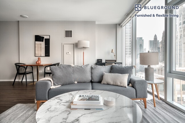 Photo - 200 E Illinois St Unit SI FL20-ID875