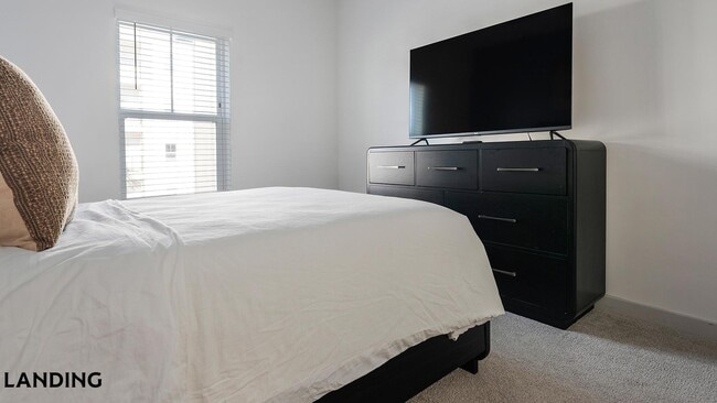 Photo - 6000 Front St Unit 3205