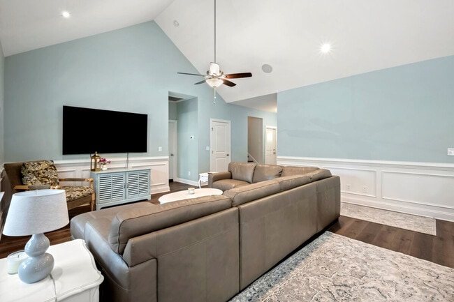 Photo - 245 Brace Dr Unit ID1253464P