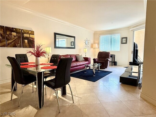 Building Photo - 270 E Flamingo Rd Unit 106