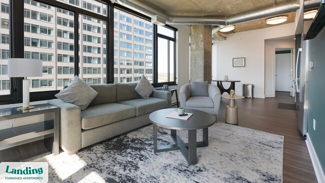 Building Photo - 5201 Leesburg Pike Unit 642