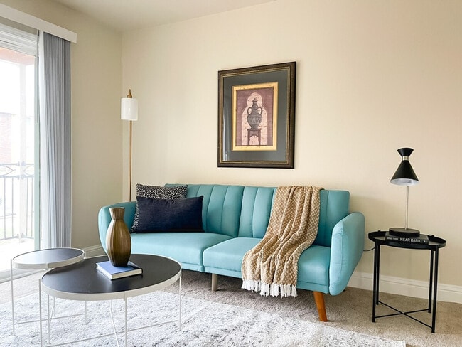 Building Photo - 12701 N Pennsylvania Ave Unit ID1036869P