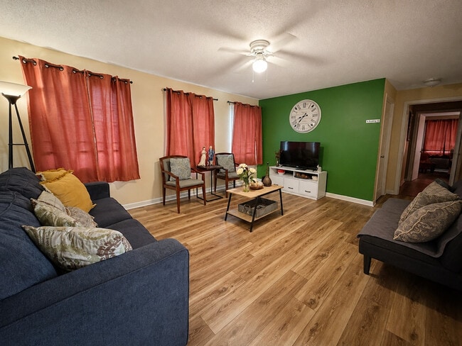 Photo - 2300 N Patterson St Unit SI FL2-ID1628675P