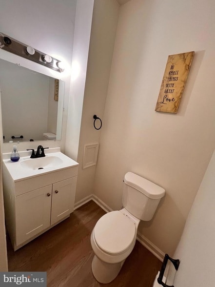 Photo - 9 E 26th St