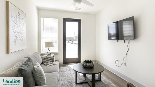 Photo - 2500 9th Ave SW Unit 113.1406499