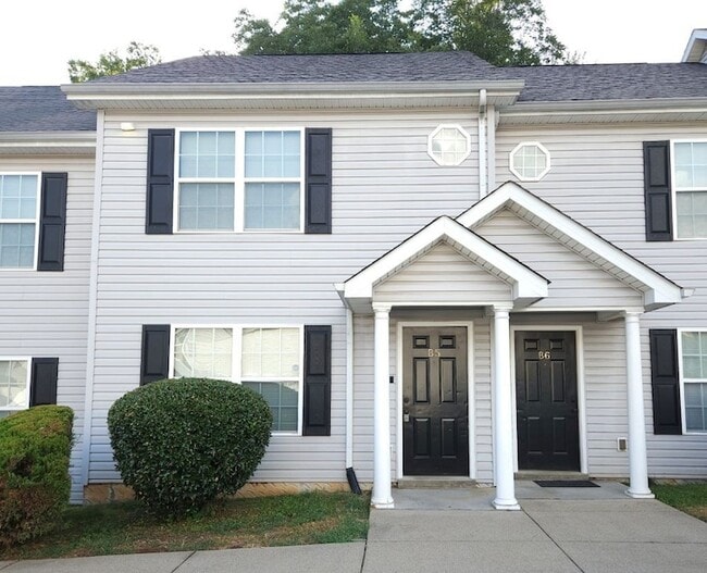 Building Photo - 705 Crestland Ave Unit B5