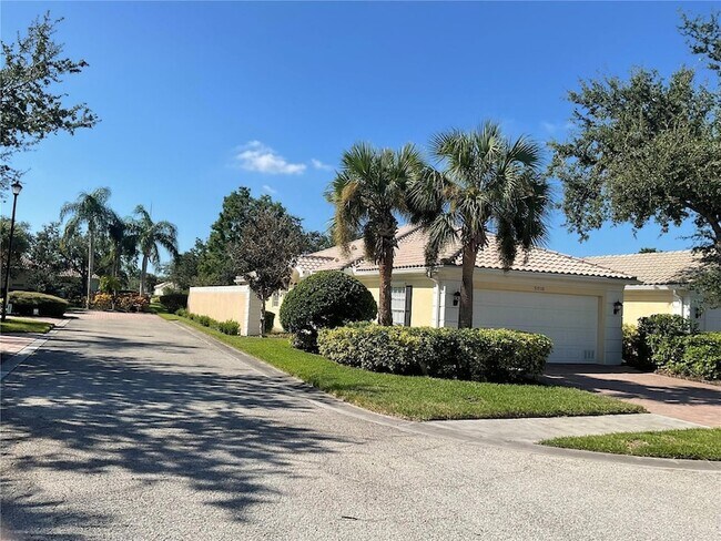 Photo - 5518 Modena Pl