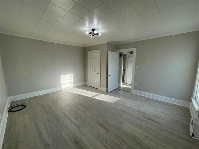 Photo - 405 Sumner Ave