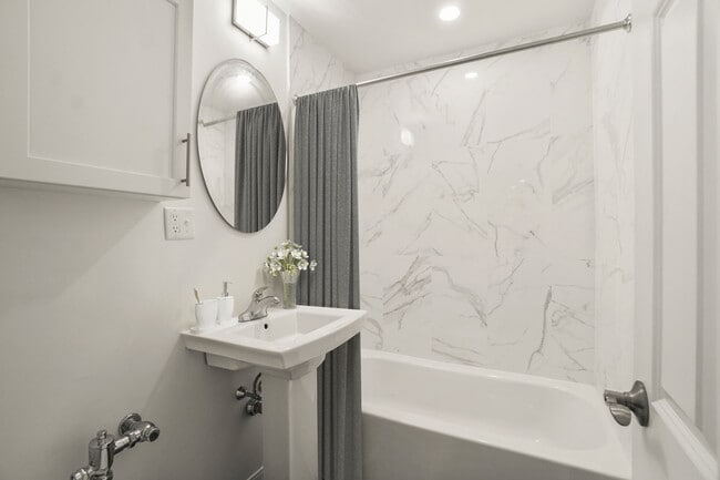 Bathroom - Camelot Court