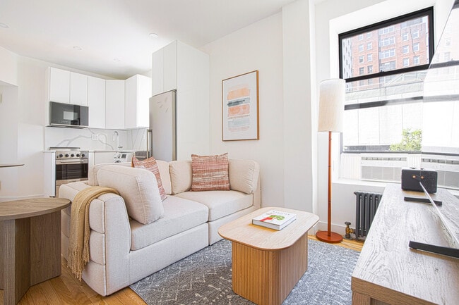 Building Photo - 363 W 17th St Unit FL2-ID2017