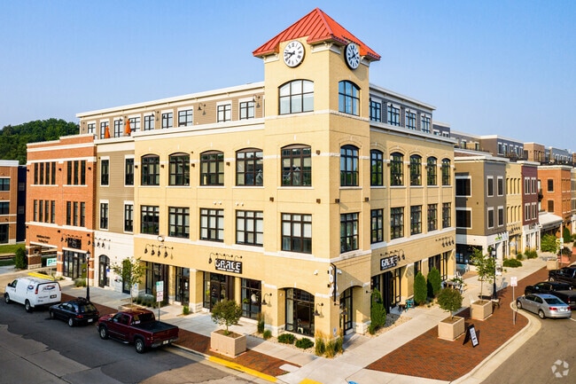 Building Photo - Middleton Center