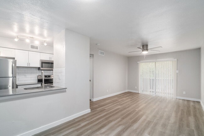 Photo - The Jasmine Apartments