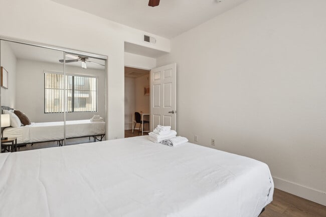 Photo - 6610 N 93rd Ave Unit ID1238436P