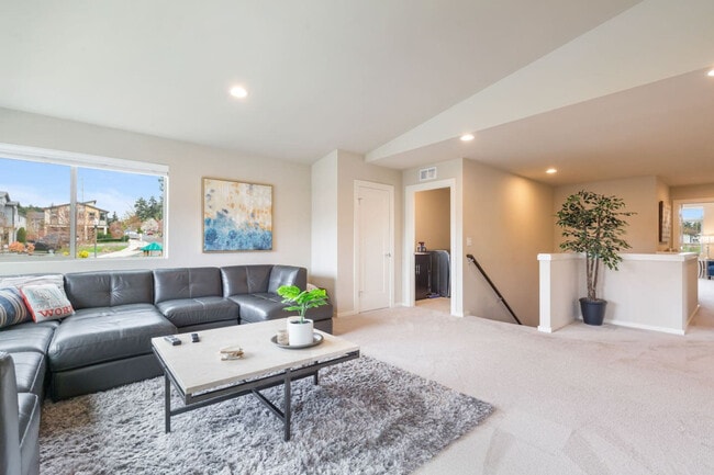 Building Photo - 9827 S 229th Pl Unit ID1231223P