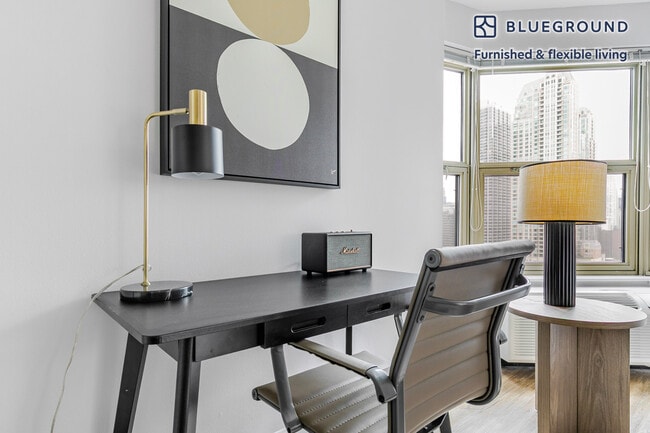 Photo - 8 W Chestnut St Unit FL21-ID1303