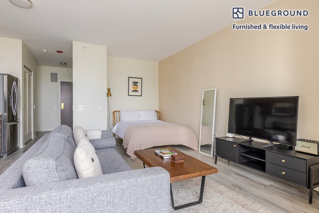 Photo - 340 E North Water St Unit FL24-ID1271