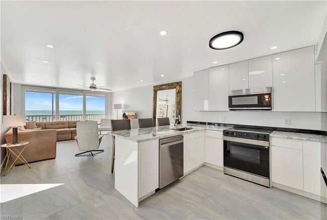 Photo - 25850 Hickory Blvd