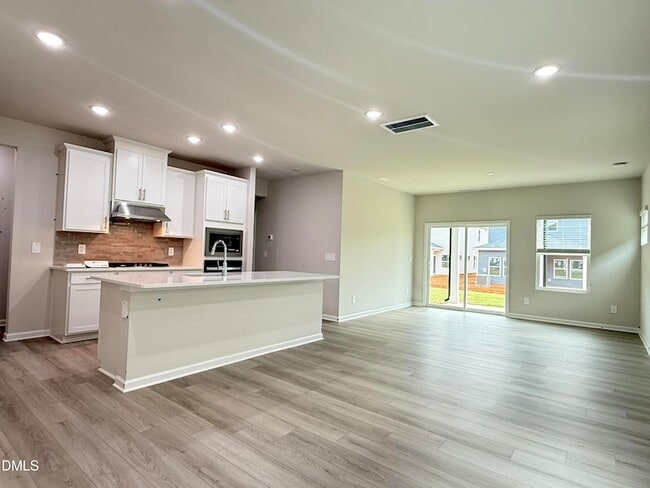Photo - 1008 St Lawrence Dr