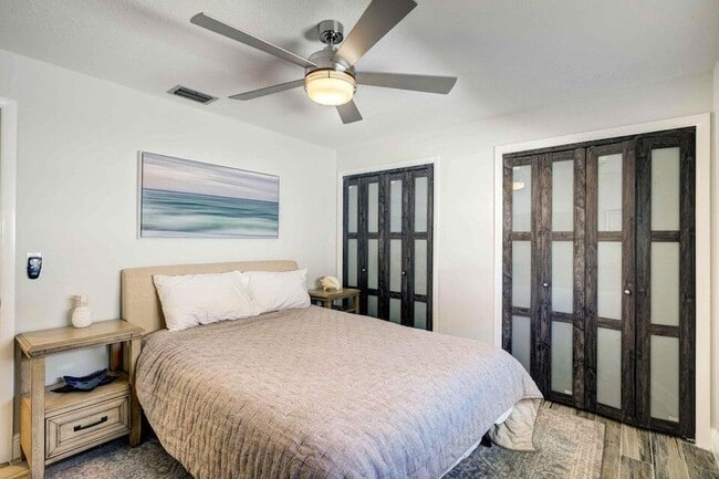 Photo - 2594 Marcinski Rd