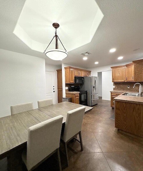 Photo - 430 Summit Ridge Dr N