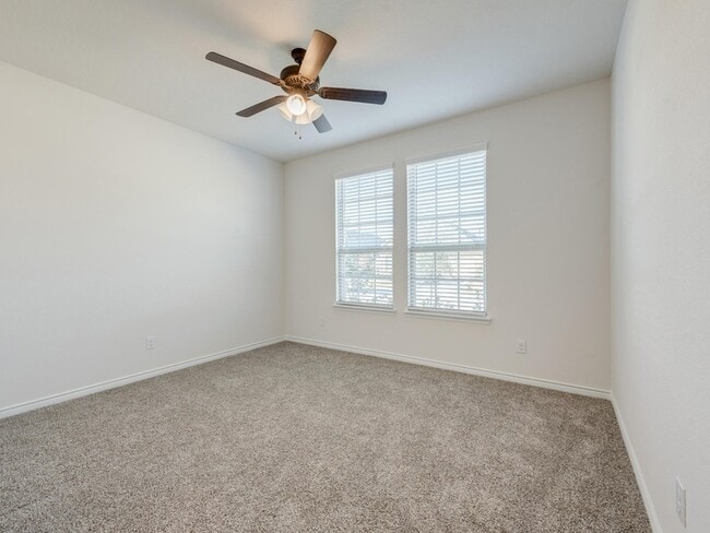 Photo - 3127 Maverick Dr