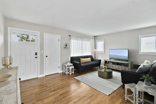 Photo - 4506 N Ferdinand St Unit ID1296618P