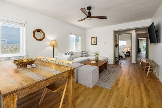 Building Photo - 3840 Carlsbad Blvd Unit ID1292590P