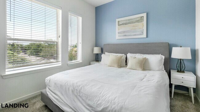 Photo - 720 W 26th St Unit 3040