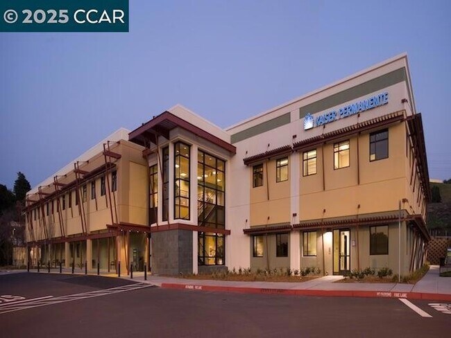 Photo - 2186 San Pablo Ave