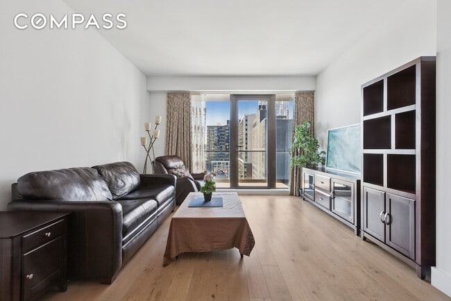 Building Photo - 319 Schermerhorn St Unit 19B