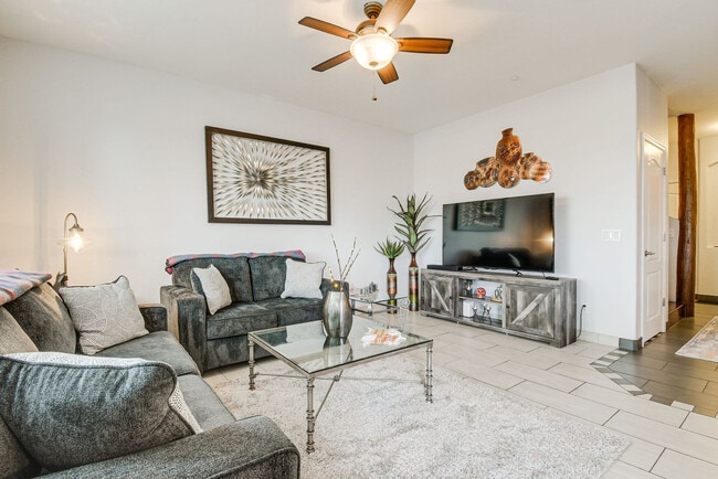 Photo - 13847 N Hamilton Dr Unit SI ID1545978P