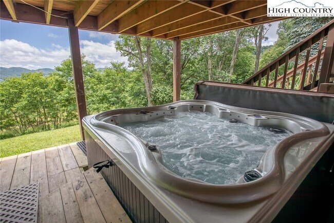 Photo - 1776 Beech Mountain Pkwy