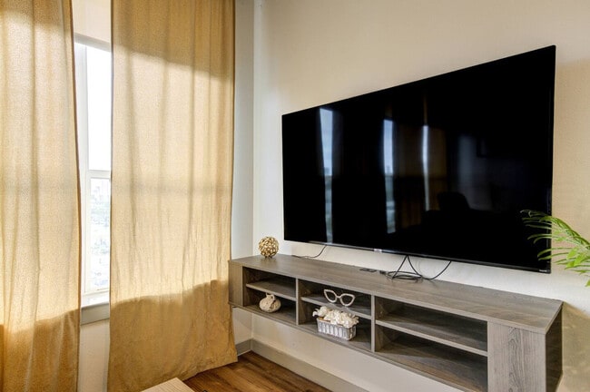 Photo - 1111 Shepherd Dr Unit ID1380755P