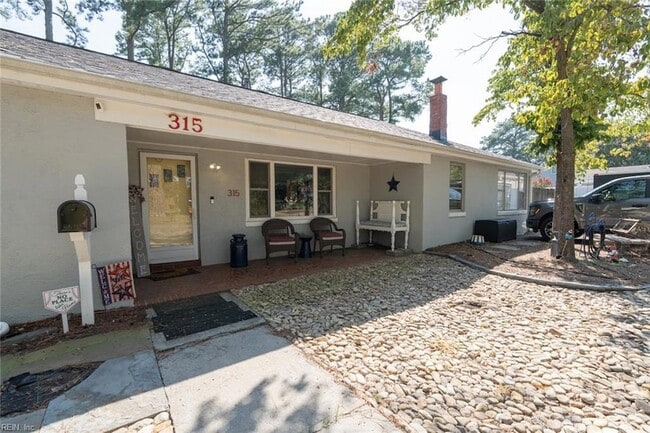 Photo - 315 Thole St