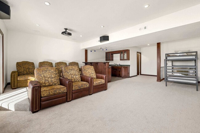 Photo - 515 NW D St Unit SI ID1346920P