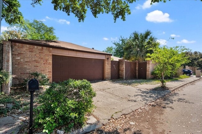 Photo - 8342 Silvan Wind Ln