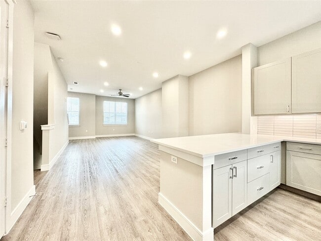 Photo - 5026 Zion Rd