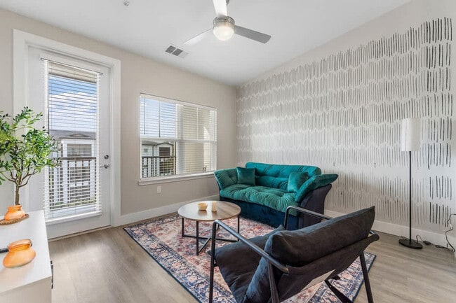 Building Photo - 12595 Windy Pointe Lp Unit ID1314664P