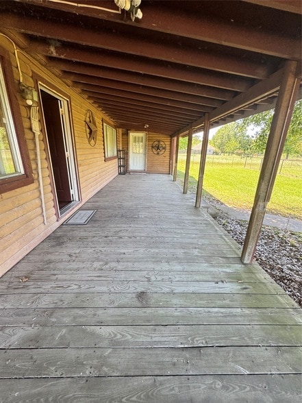 Photo - 75 Scott Rd