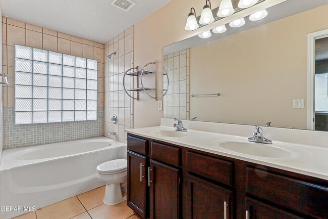 Photo - 14336 Desert Sage Dr