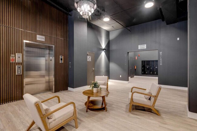 Photo - 2400 E Huntingdon St Unit SI ID1075549P