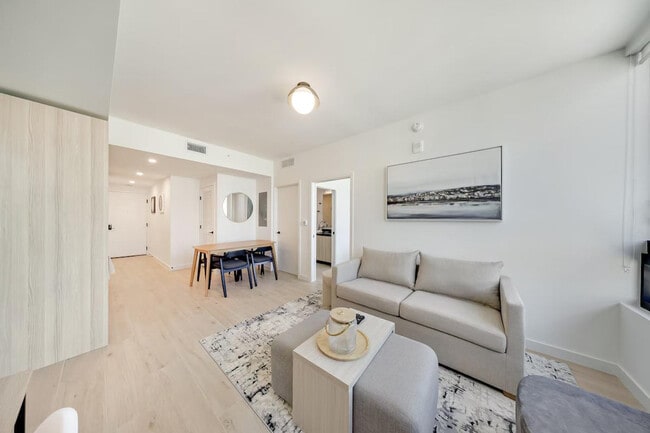 Photo - 40 NW 3rd St Unit SI ID1463212P