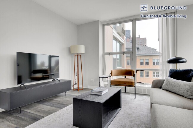 Photo - 5600 N Sheridan Rd Unit FL5-ID657