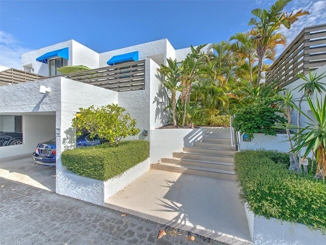 Photo - 744 Bayport Wy Unit 744