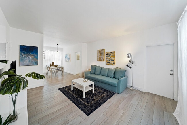 Photo - 1504 Bay Rd Unit ID1255491P