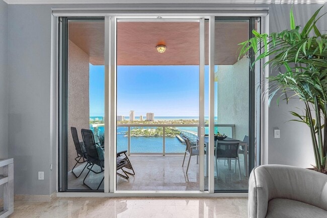 Photo - 2640 Lake Shore Dr Unit 2215