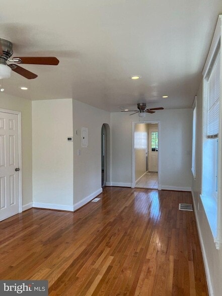 Photo - 59 Galveston Pl SW Unit 4