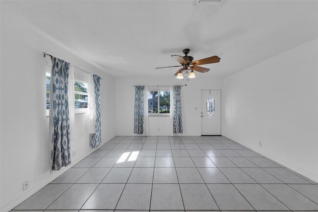 Photo - 1906 NW 45th Ct