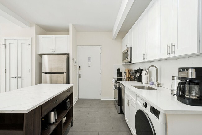 Photo - 387 6th Ave Unit SI FL2-ID1225490P