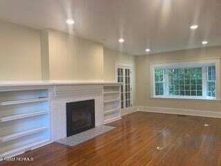 Photo - 255 Bronwyn St